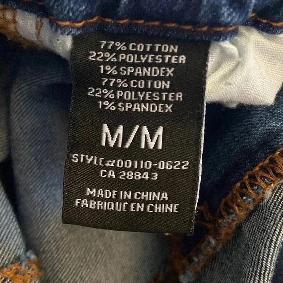 Almost  Famous Jeans - Picture 7 of 7